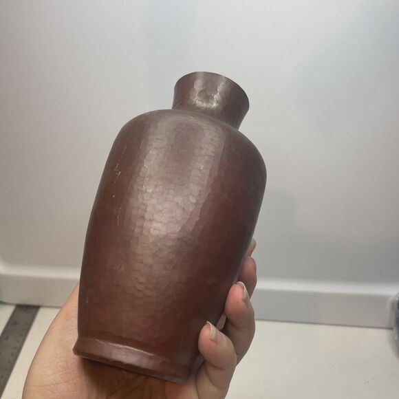 Hammered Copper Vase J.C.L.R. Antique Fluted Opening Handmade  6” H - Picture 4 of 8